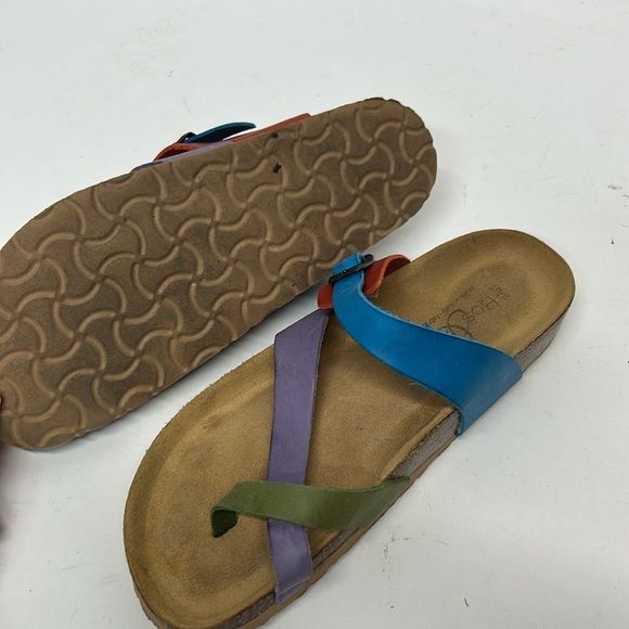 Bos. & Co. Purple and Green Sandals with Contoured Footbed size 8 - Picture 5 of 6